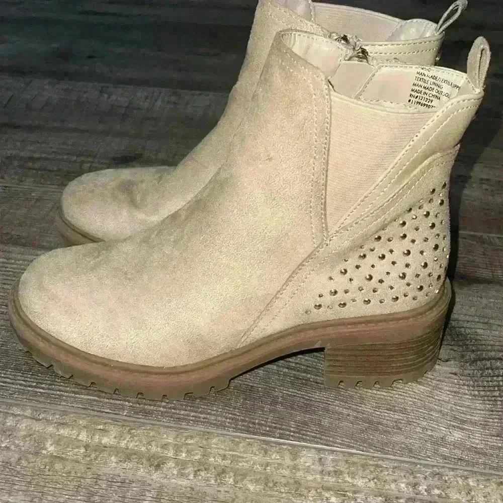 Vince Camuto Girls Chelsea Casual Ankle Boots with Rhinestones and Flat …